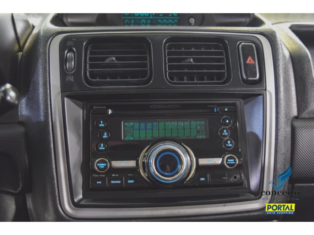 Mitsubishi Pajero TR4