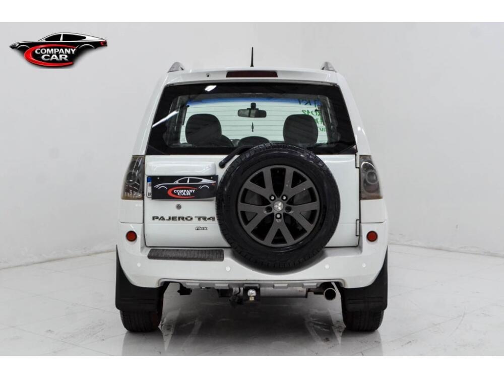 Mitsubishi Pajero TR4