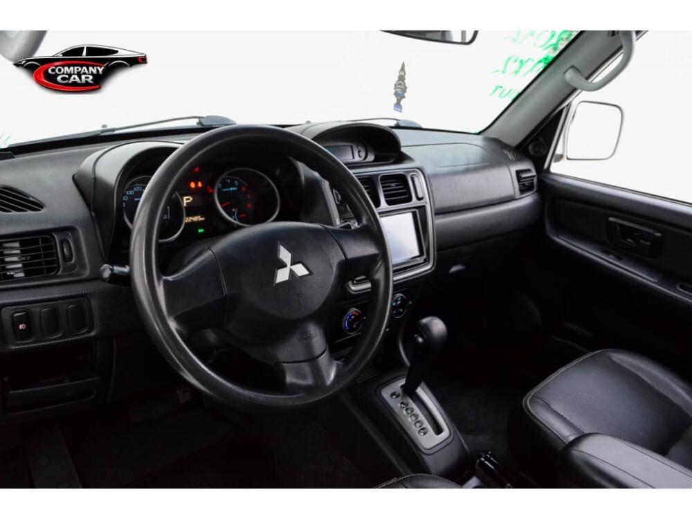 Mitsubishi Pajero TR4