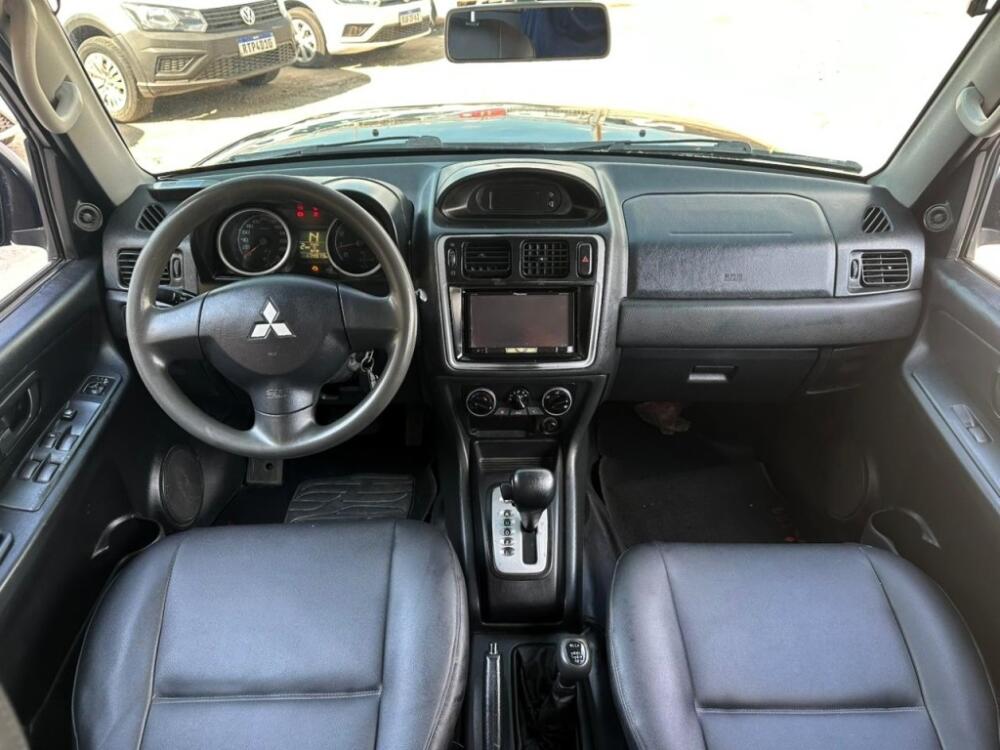 Mitsubishi Pajero TR4
