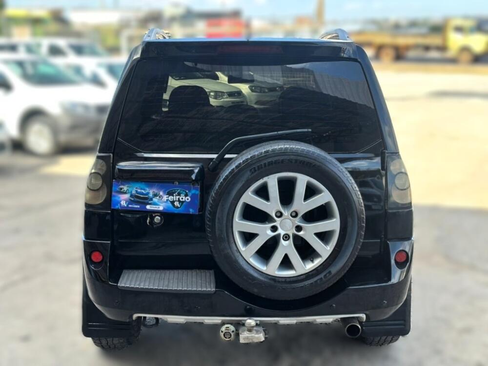 Mitsubishi Pajero TR4