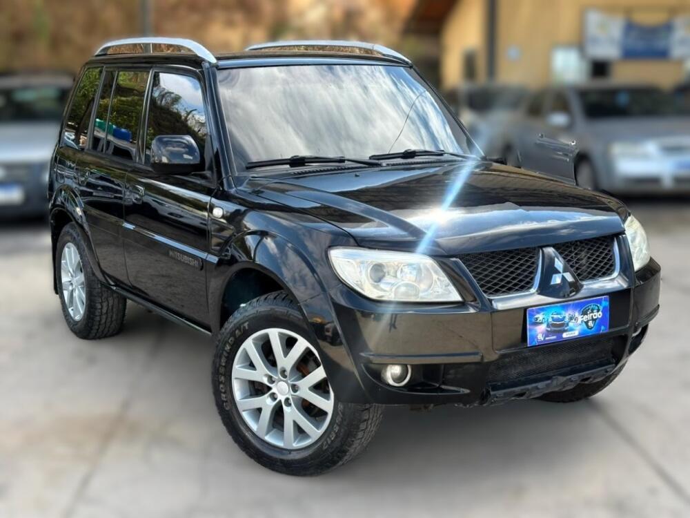 Mitsubishi Pajero TR4