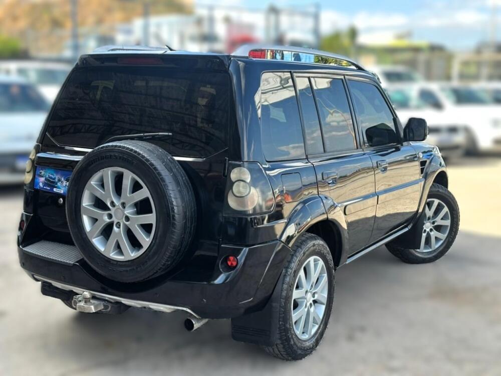 Mitsubishi Pajero TR4