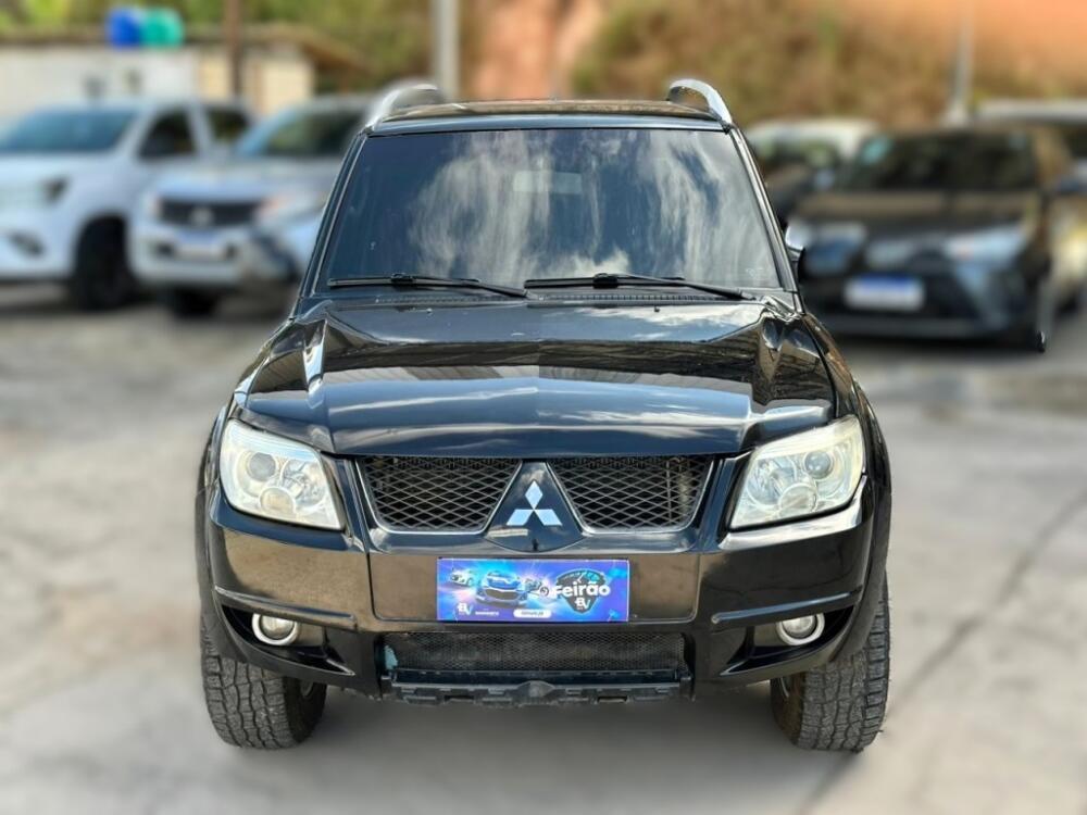 Mitsubishi Pajero TR4