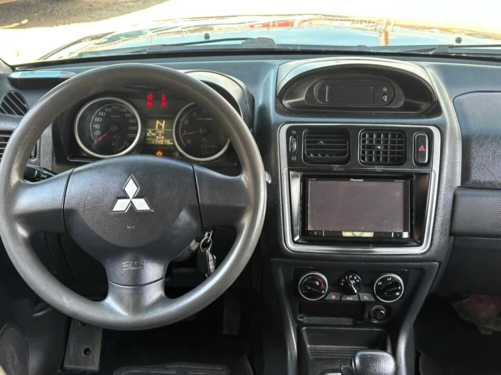 Mitsubishi Pajero TR4