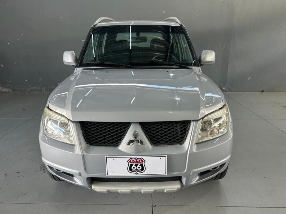 Mitsubishi Pajero TR4