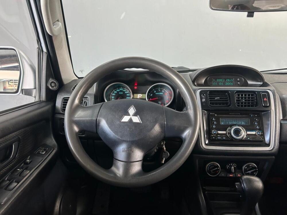 Mitsubishi Pajero TR4