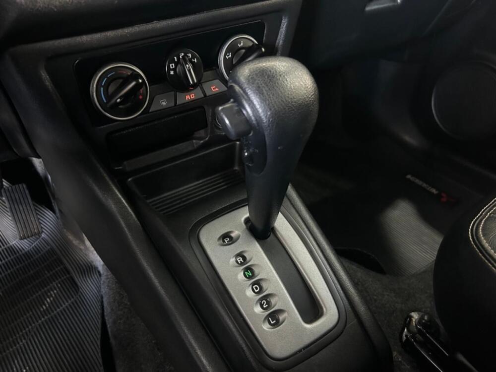 Mitsubishi Pajero TR4