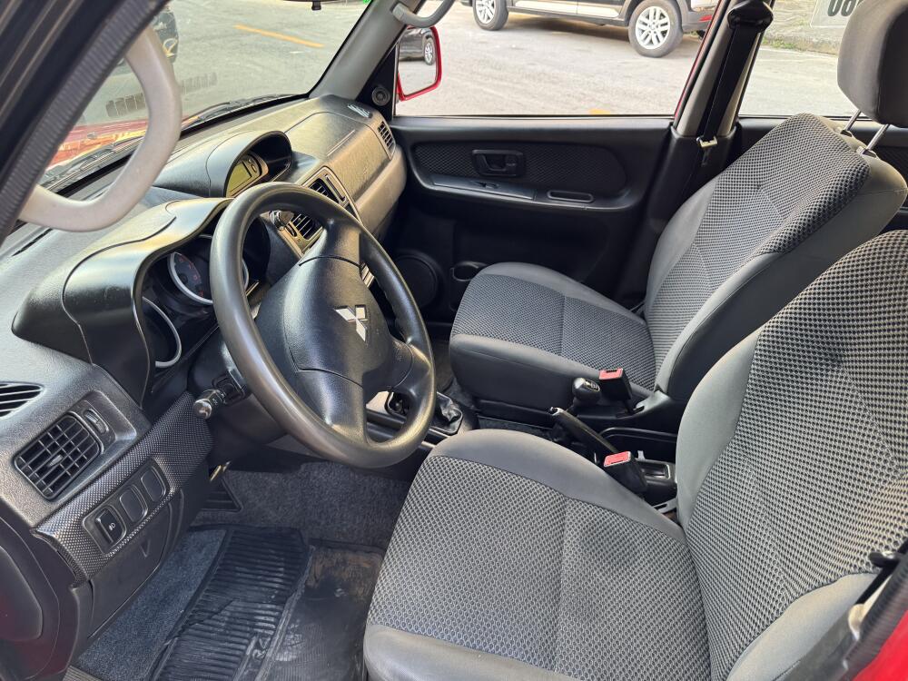 Mitsubishi Pajero TR4