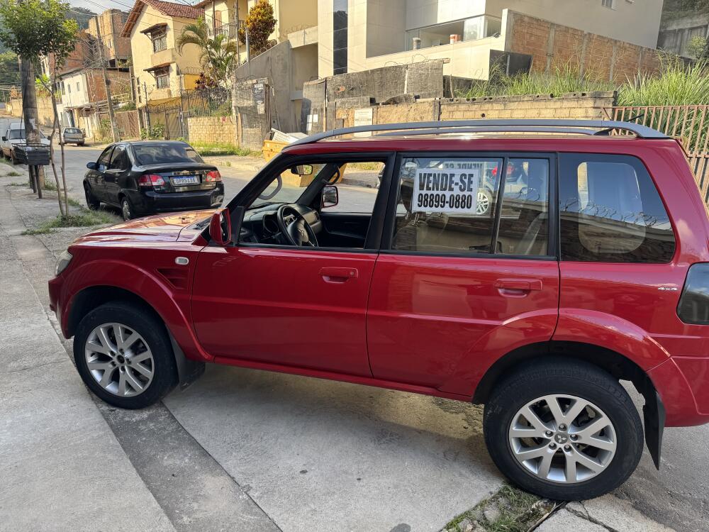 Mitsubishi Pajero TR4