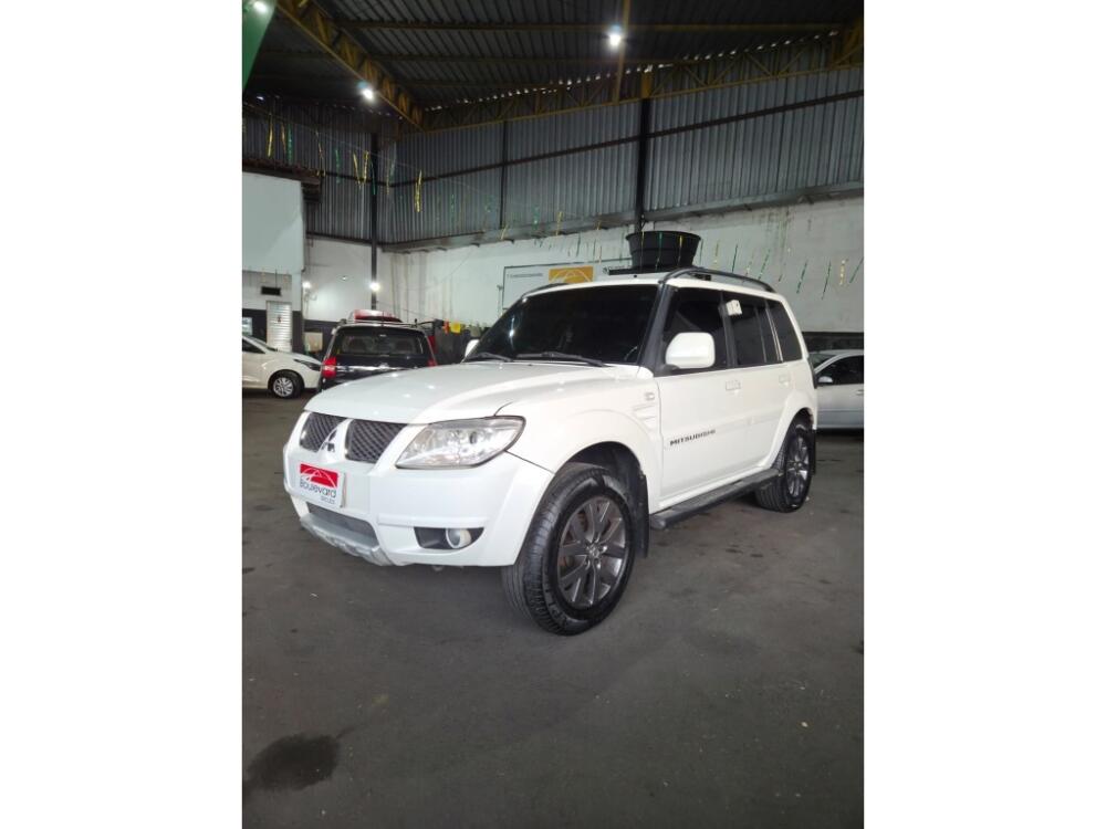 Mitsubishi Pajero TR4