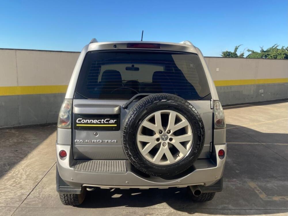 Mitsubishi Pajero TR4