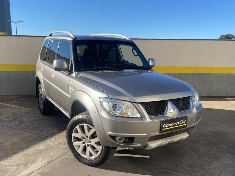 Mitsubishi Pajero TR4