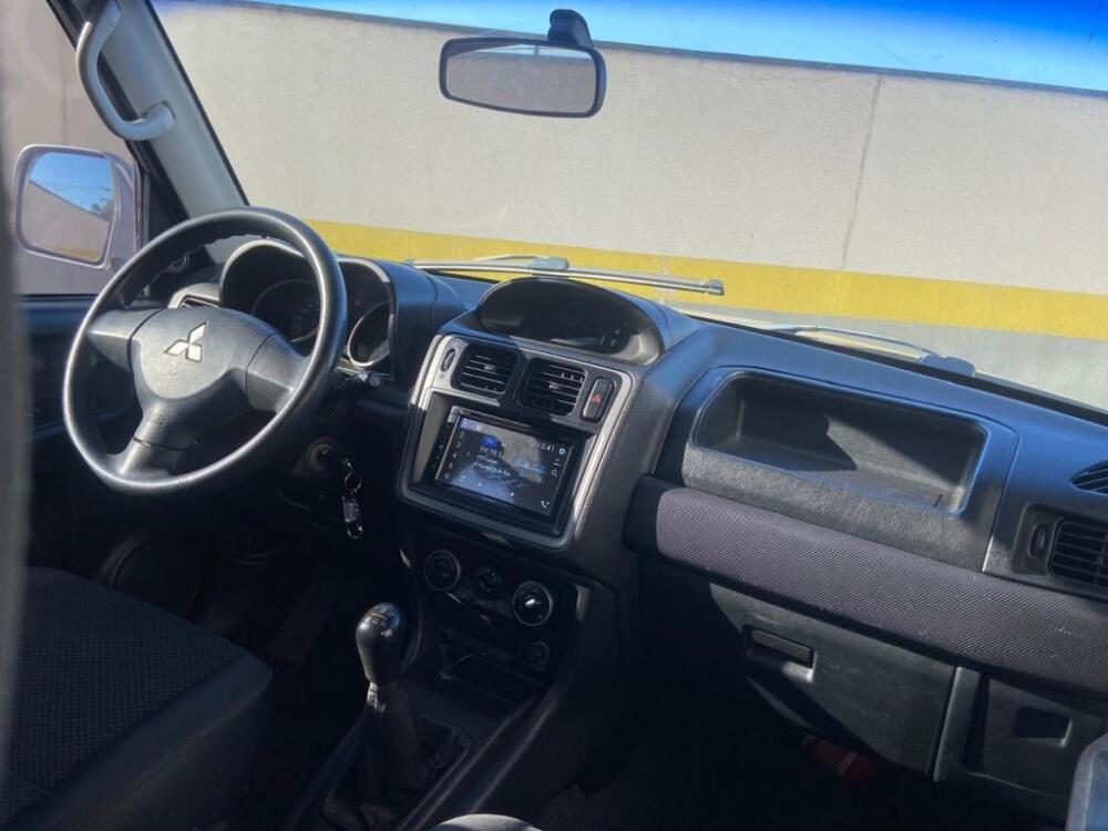 Mitsubishi Pajero TR4