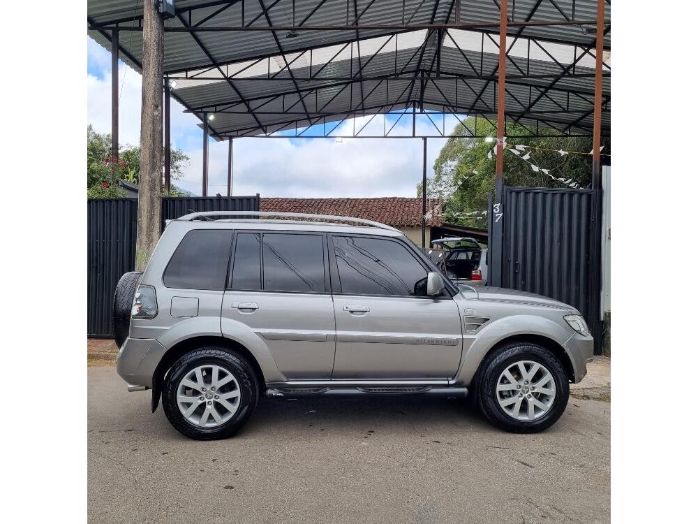 Mitsubishi Pajero Tr4 2.0 16v / 2.0 4X2 2012