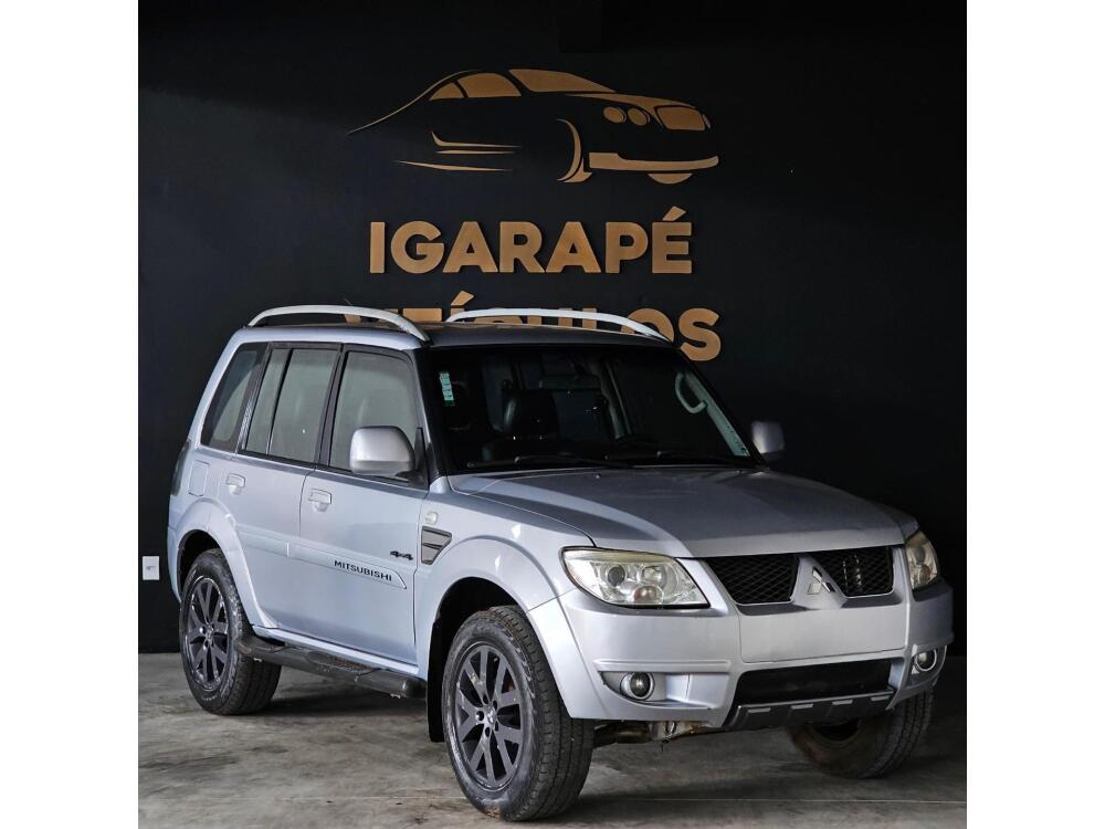 Mitsubishi Pajero TR4