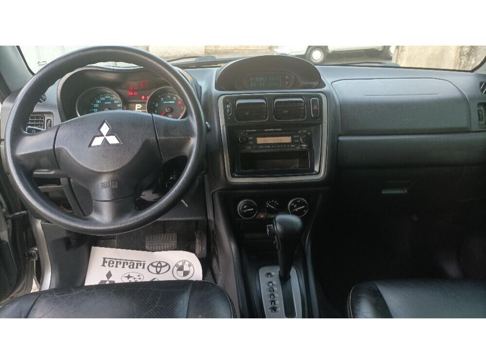 Mitsubishi Pajero TR4