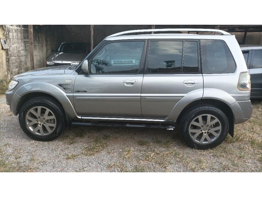 Mitsubishi Pajero TR4