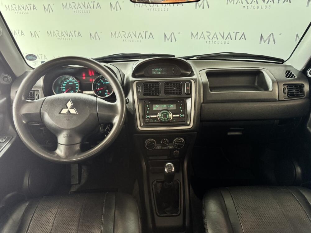 Mitsubishi Pajero TR4