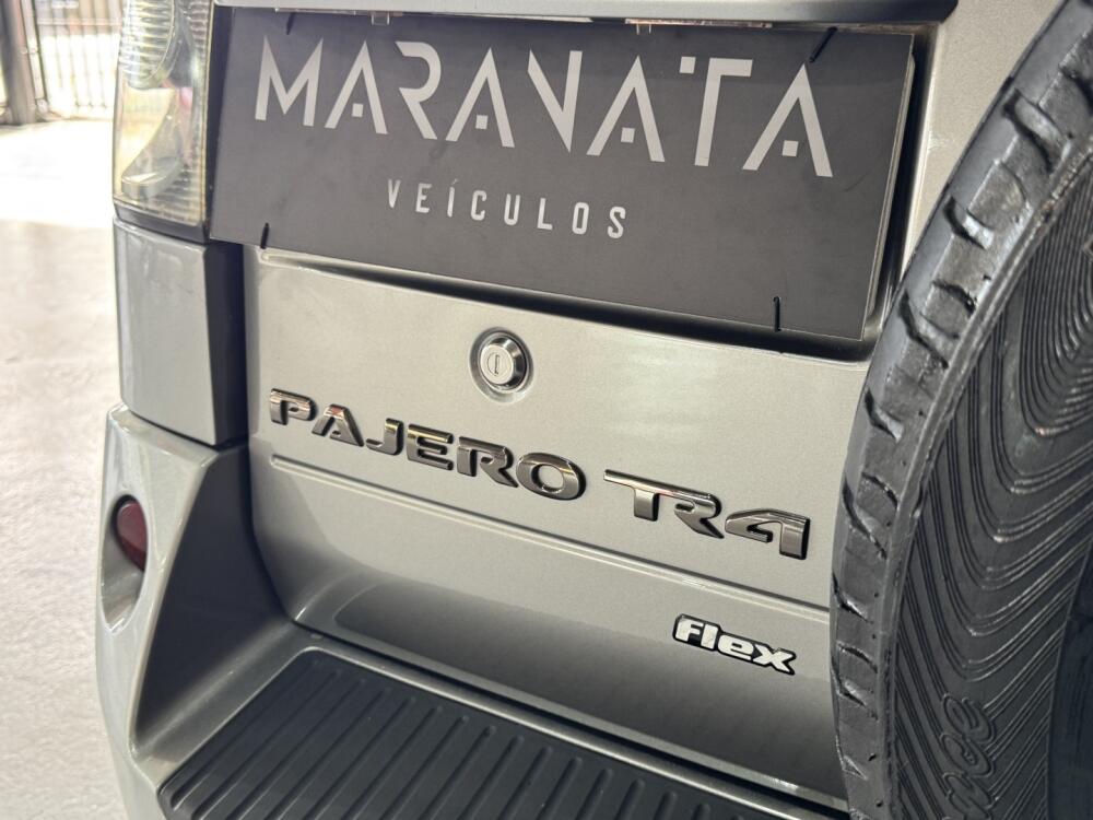 Mitsubishi Pajero TR4
