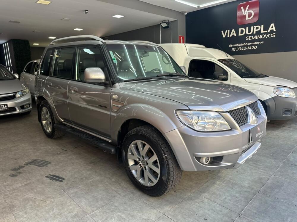 Mitsubishi Pajero TR4