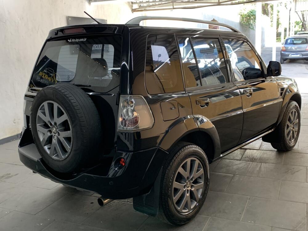 Mitsubishi Pajero TR4