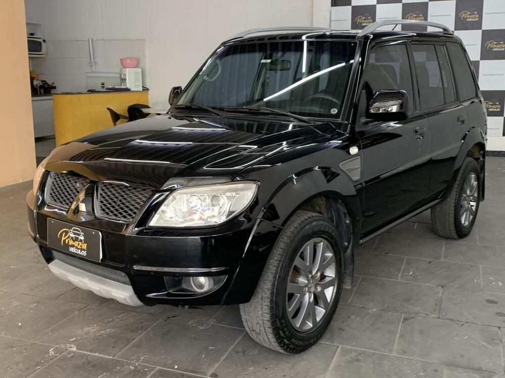 Mitsubishi Pajero TR4