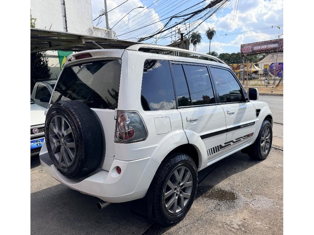 Mitsubishi Pajero Tr4 Pajero TR4 2.0/ 2.0 Flex 16V 4x4 Mec. 2012