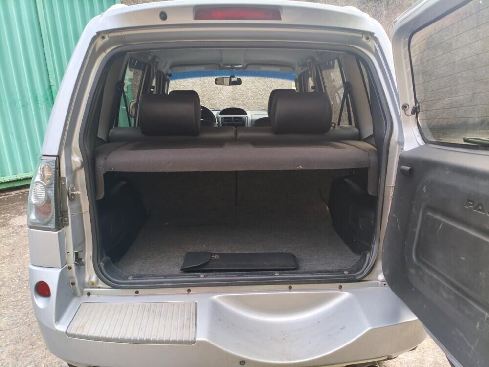 Mitsubishi Pajero TR4