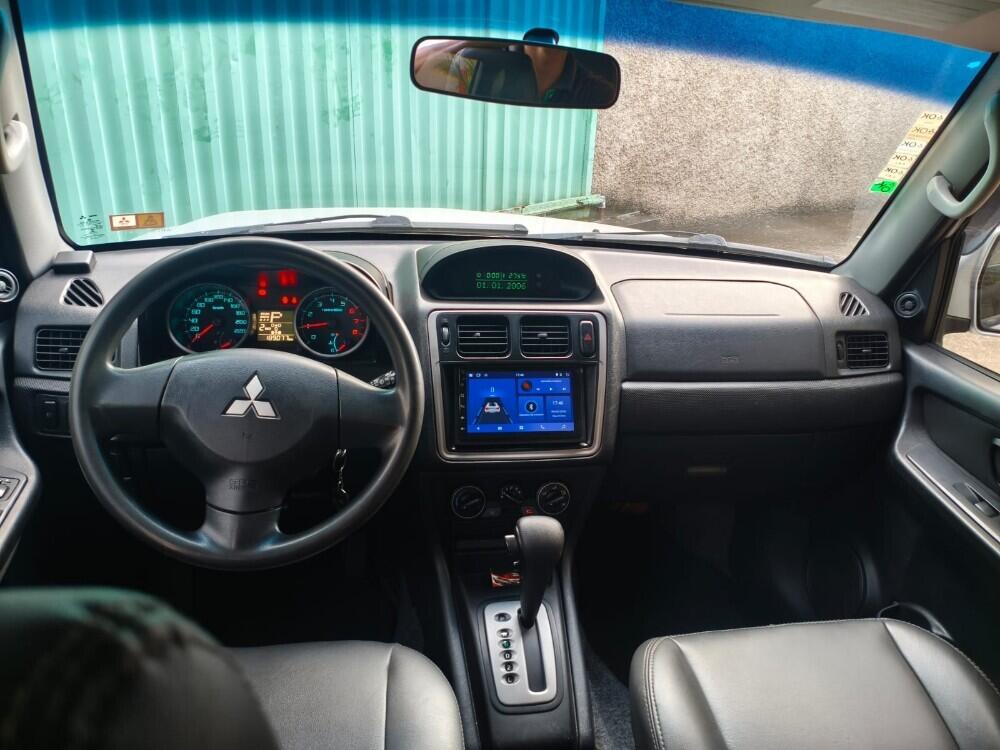 Mitsubishi Pajero TR4