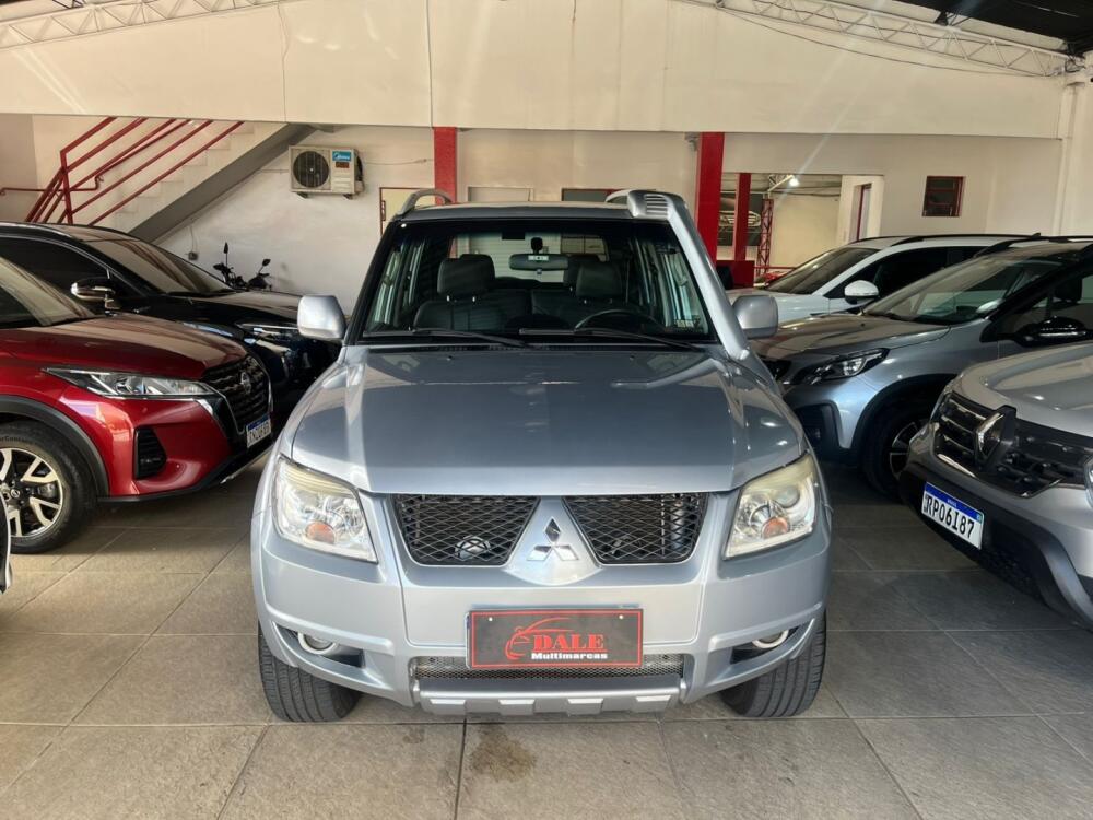 Mitsubishi Pajero TR4