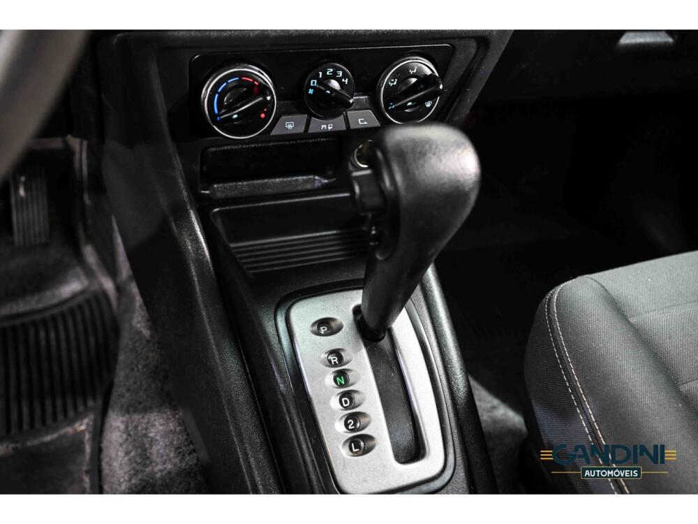 Mitsubishi Pajero TR4