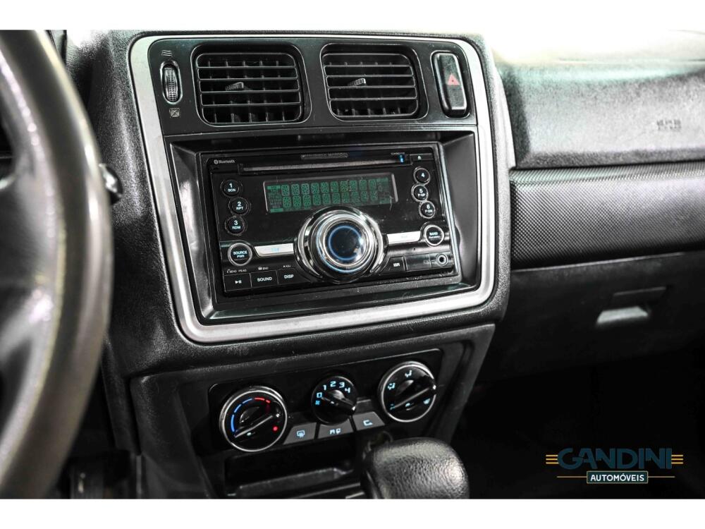 Mitsubishi Pajero TR4