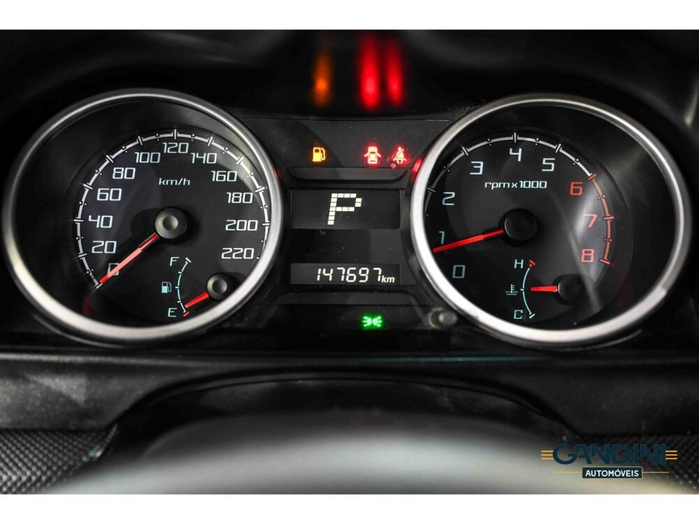 Mitsubishi Pajero TR4