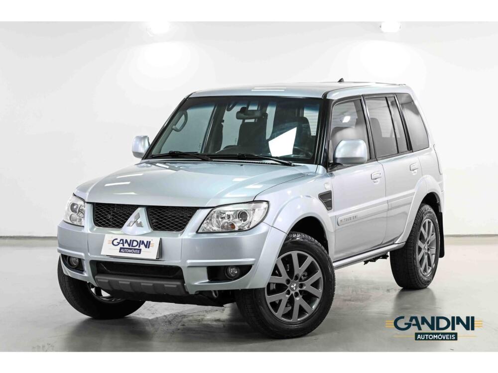Mitsubishi Pajero TR4