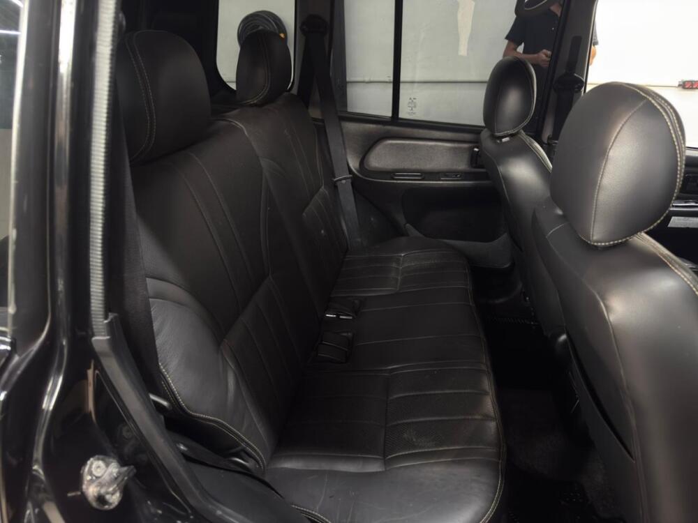 Mitsubishi Pajero TR4