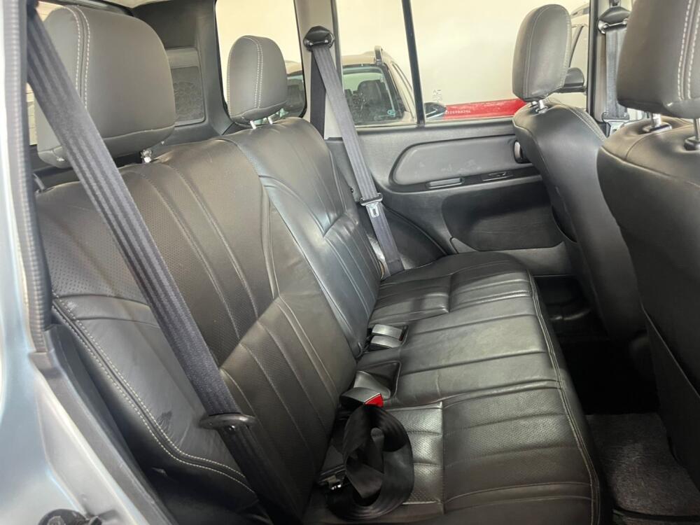 Mitsubishi Pajero TR4