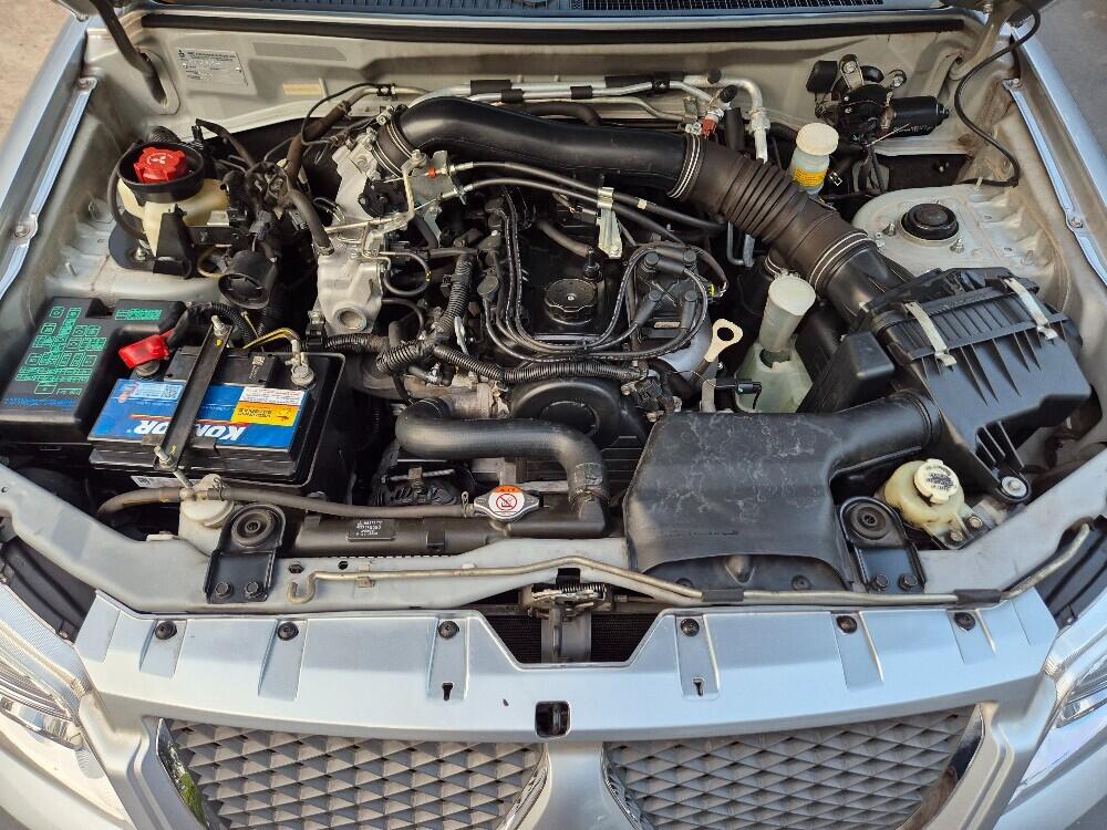 Mitsubishi Pajero TR4