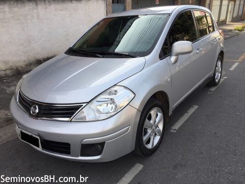 Nissan Tiida Nissan Tiida