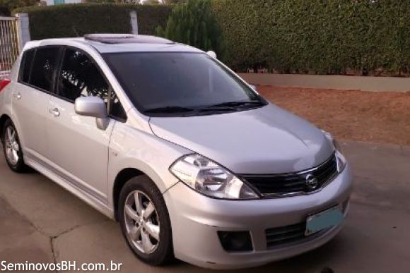 Nissan Tiida Nissan Tiida