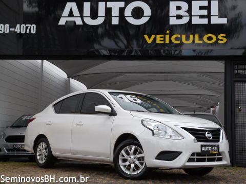 Nissan Versa Nissan Versa