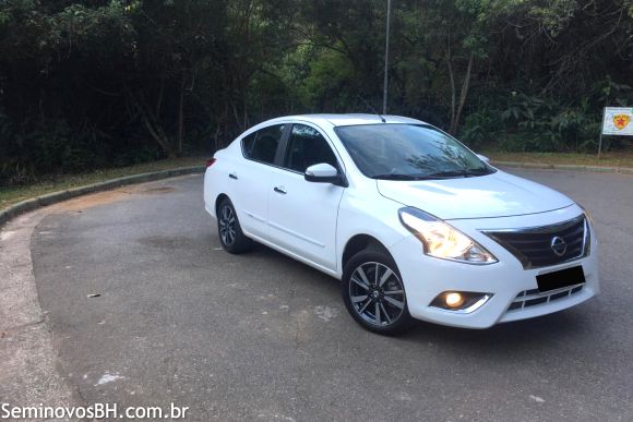 Nissan Versa Nissan Versa
