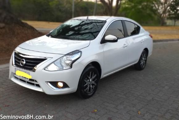 Nissan Versa Nissan Versa