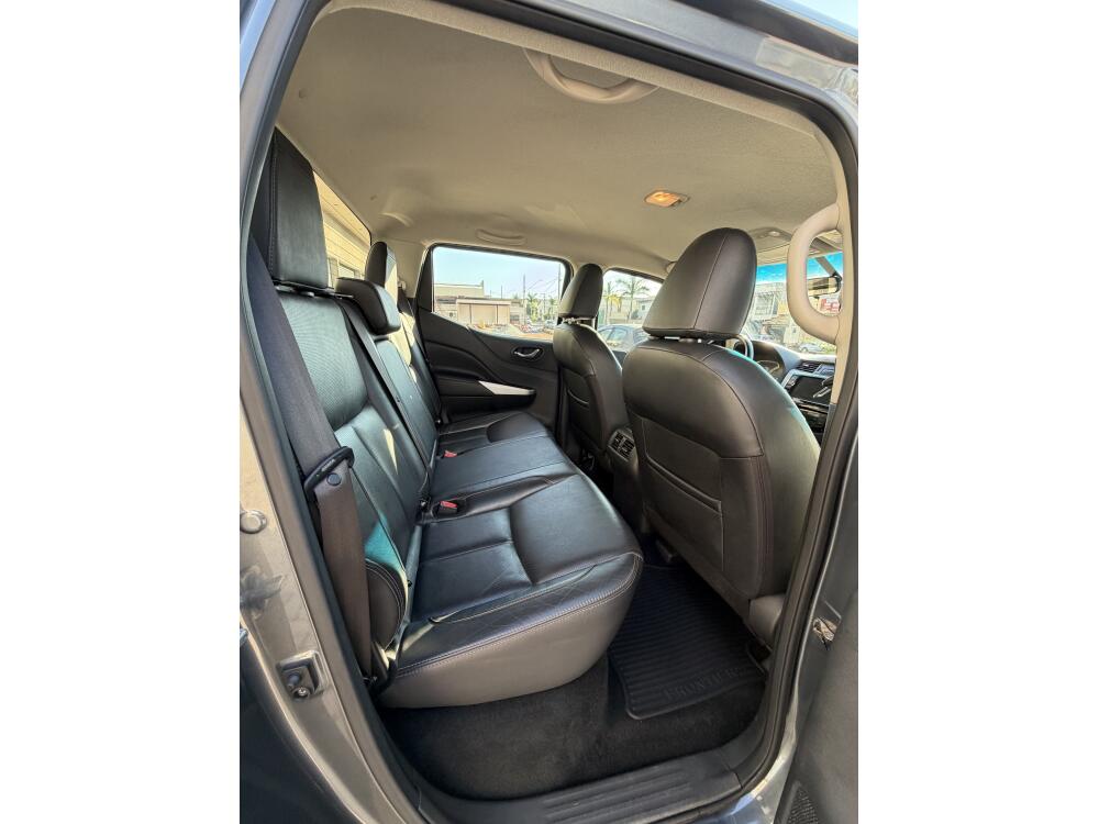 Nissan Frontier
