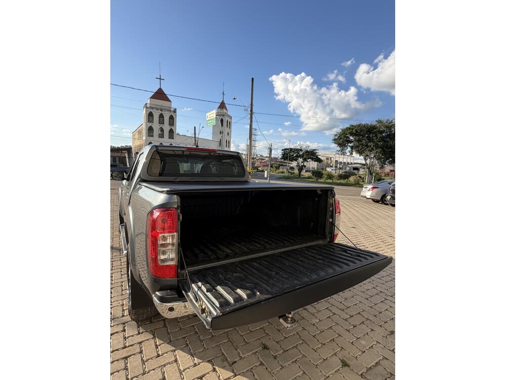 Nissan Frontier