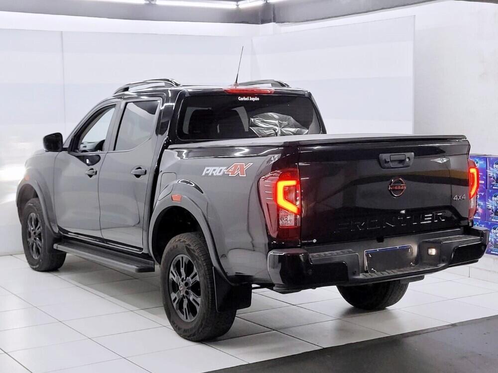 Nissan Frontier