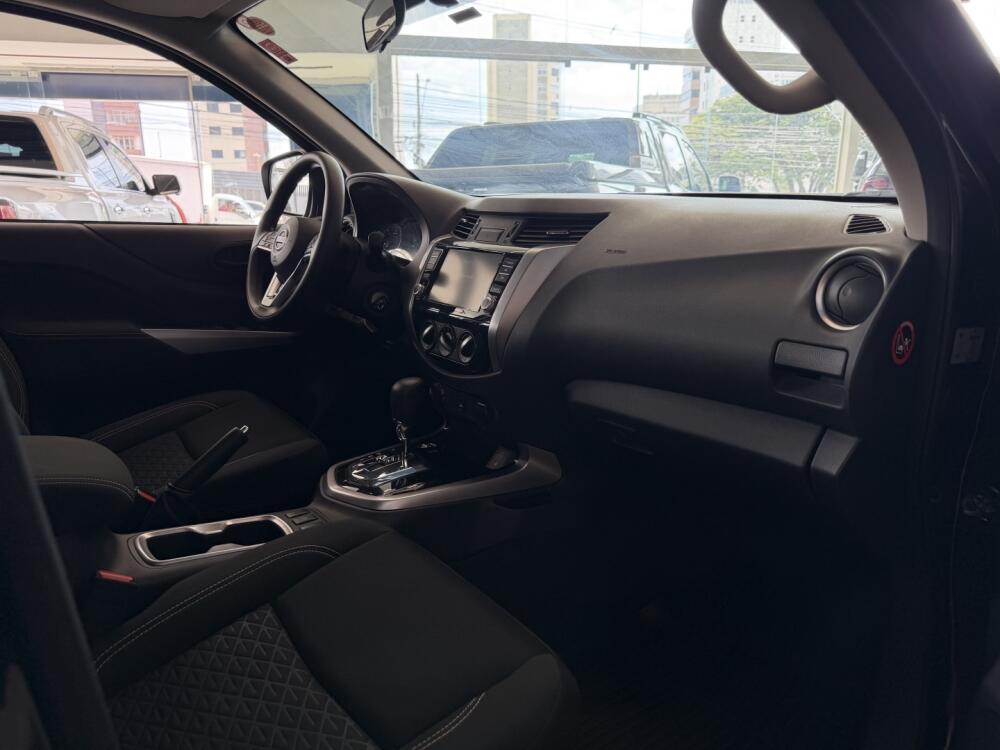 Nissan Frontier
