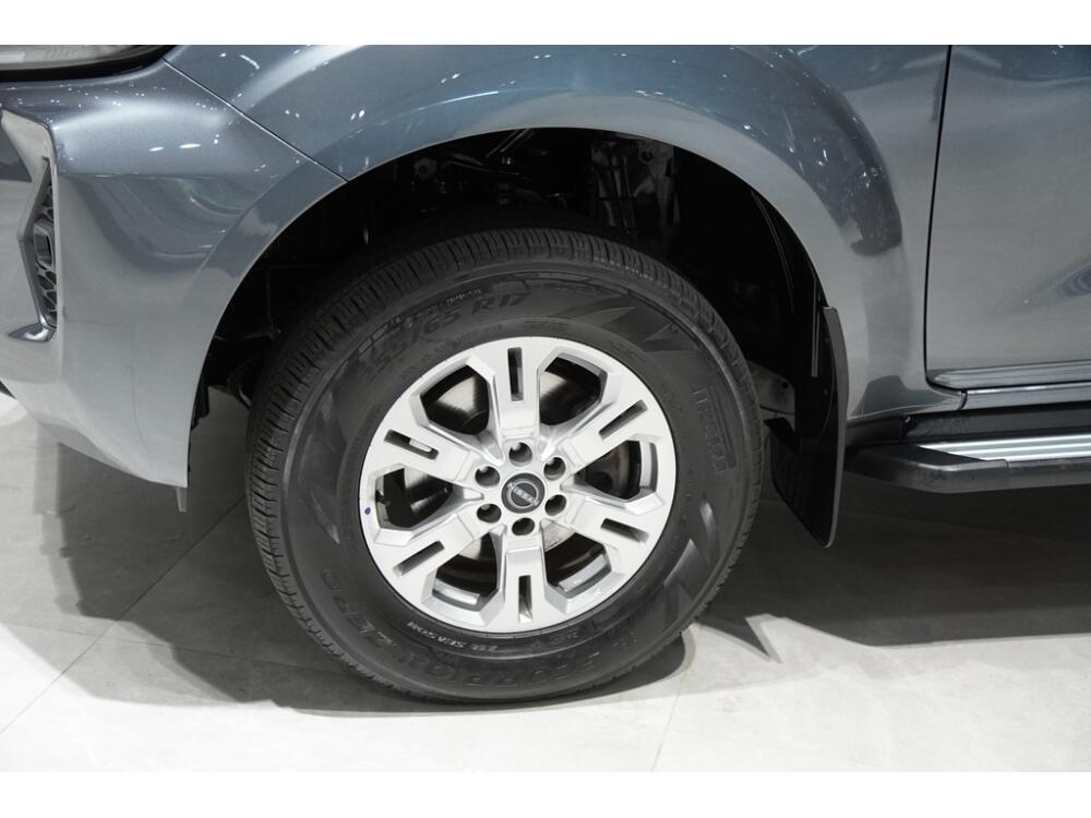 Nissan Frontier