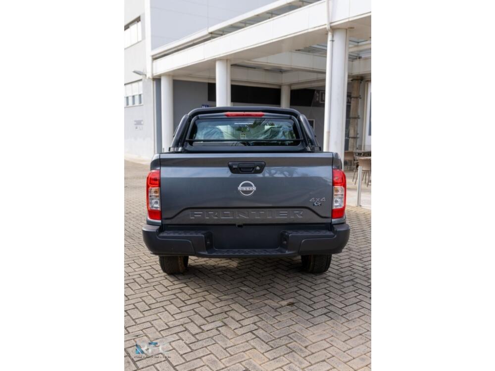 Nissan Frontier