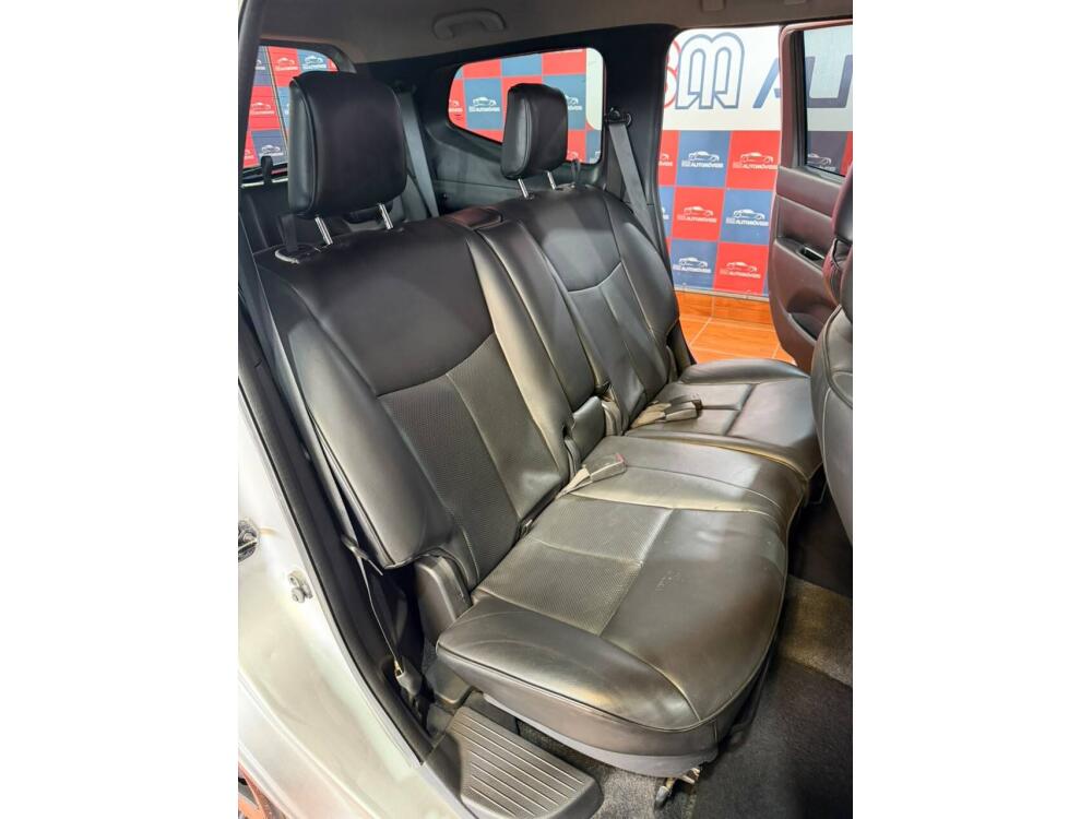 Nissan Grand Livina